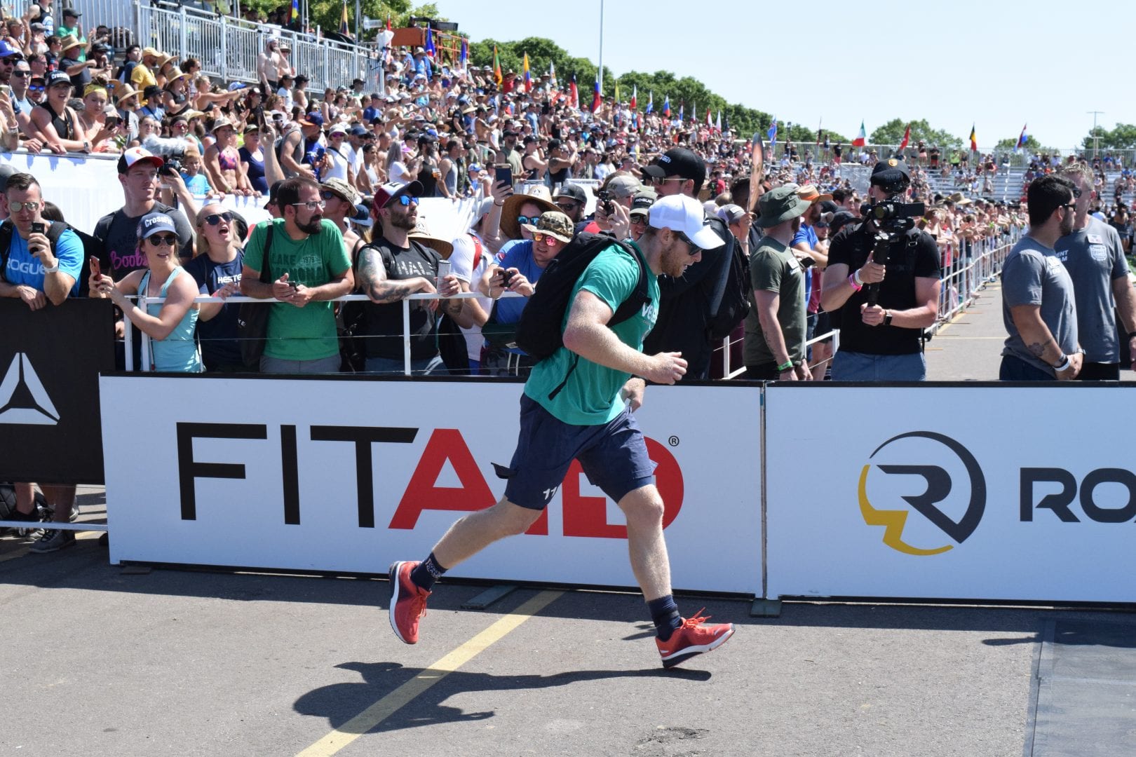Patrick Vellner completes the Ruck Run event at the 2019 CrossFit Games