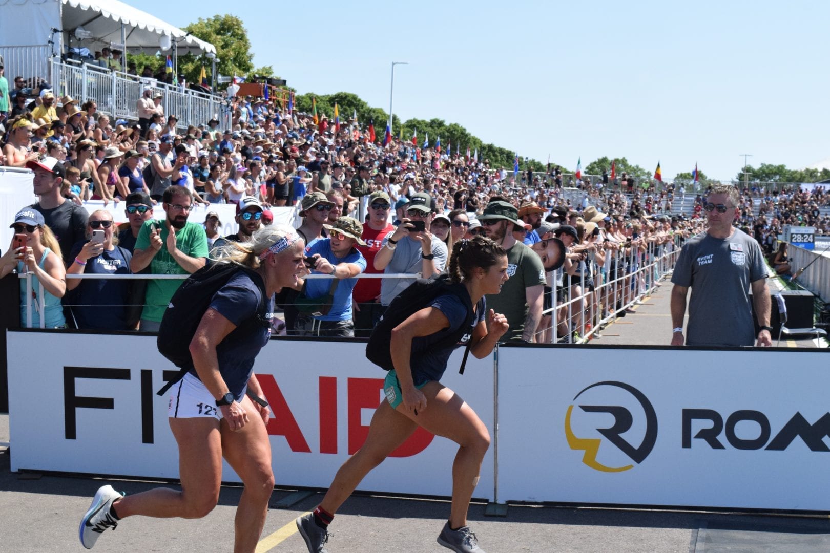 Sara Sigmundsdottir completes the Ruck Run event at the 2019 CrossFit Games.