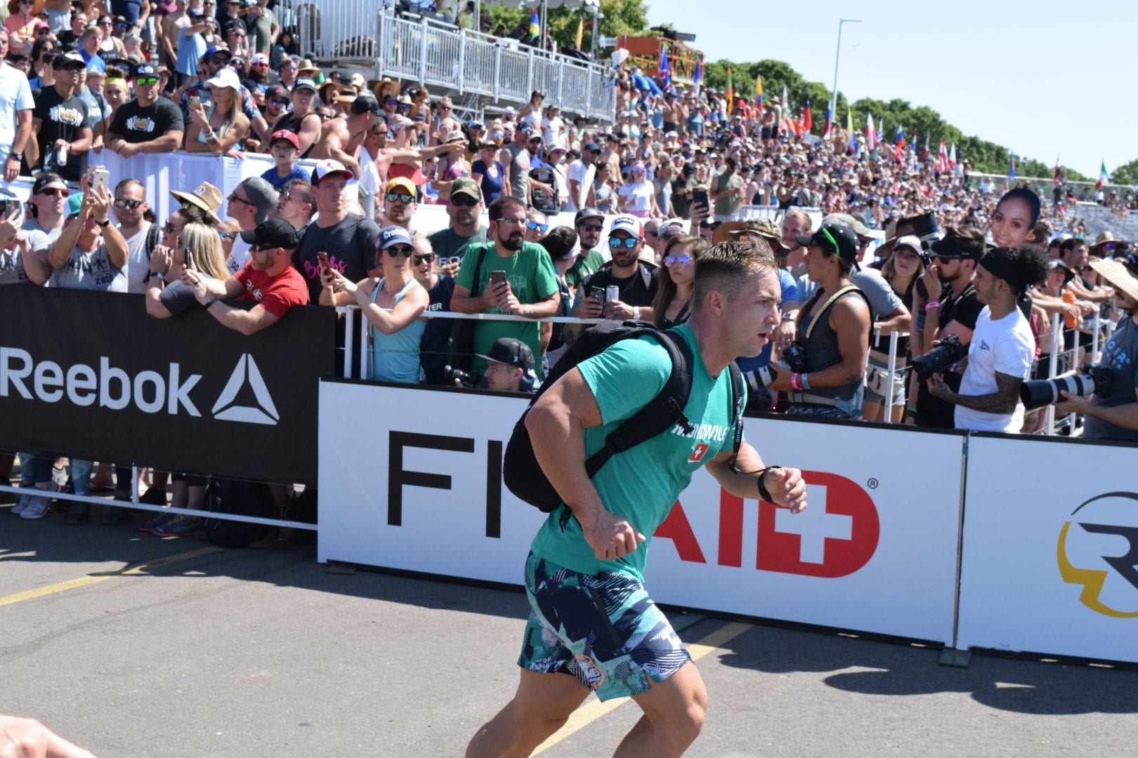 Adrian Mundwiler completes the Ruck Run event at the 2019 CrossFit Games.