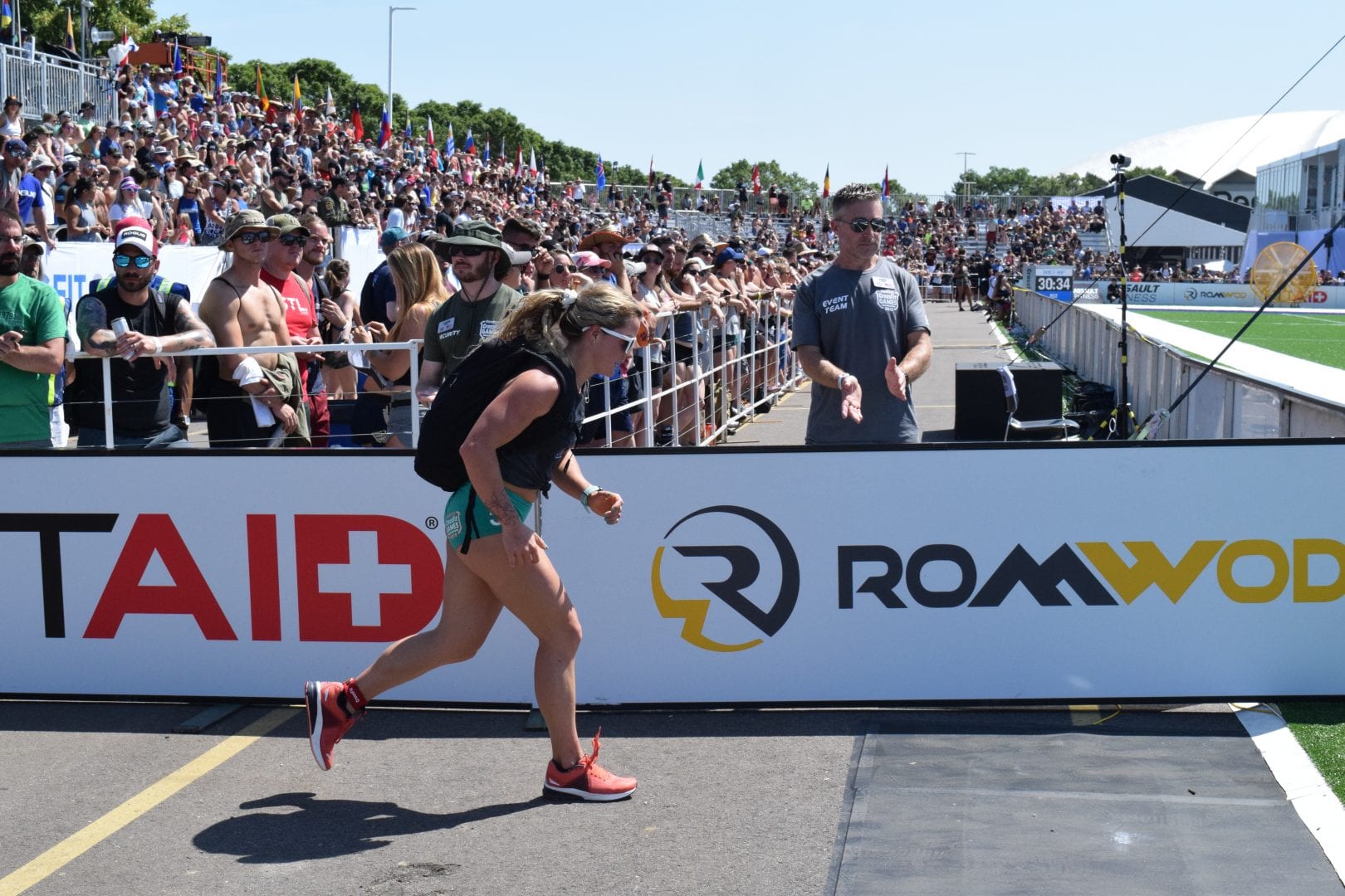 Madeline Sturt completes the Ruck Run event at the 2019 CrossFit Games.